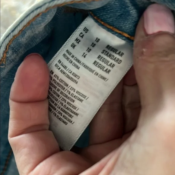 Stylish Blue and Light Blue Jeans Set - Picture 2 of 5